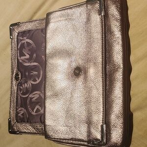 Michael kors silver clutche